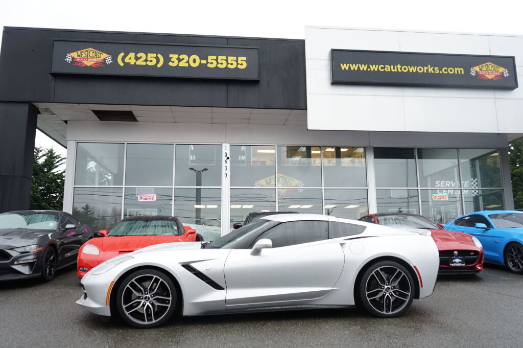 Used 2015 Chevrolet Corvette Stingray Coupe w/ 2LT Preferred Equipment Group image 6
