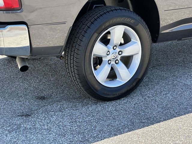Used 2024 RAM 1500 Classic SLT AWD/4WD image 27