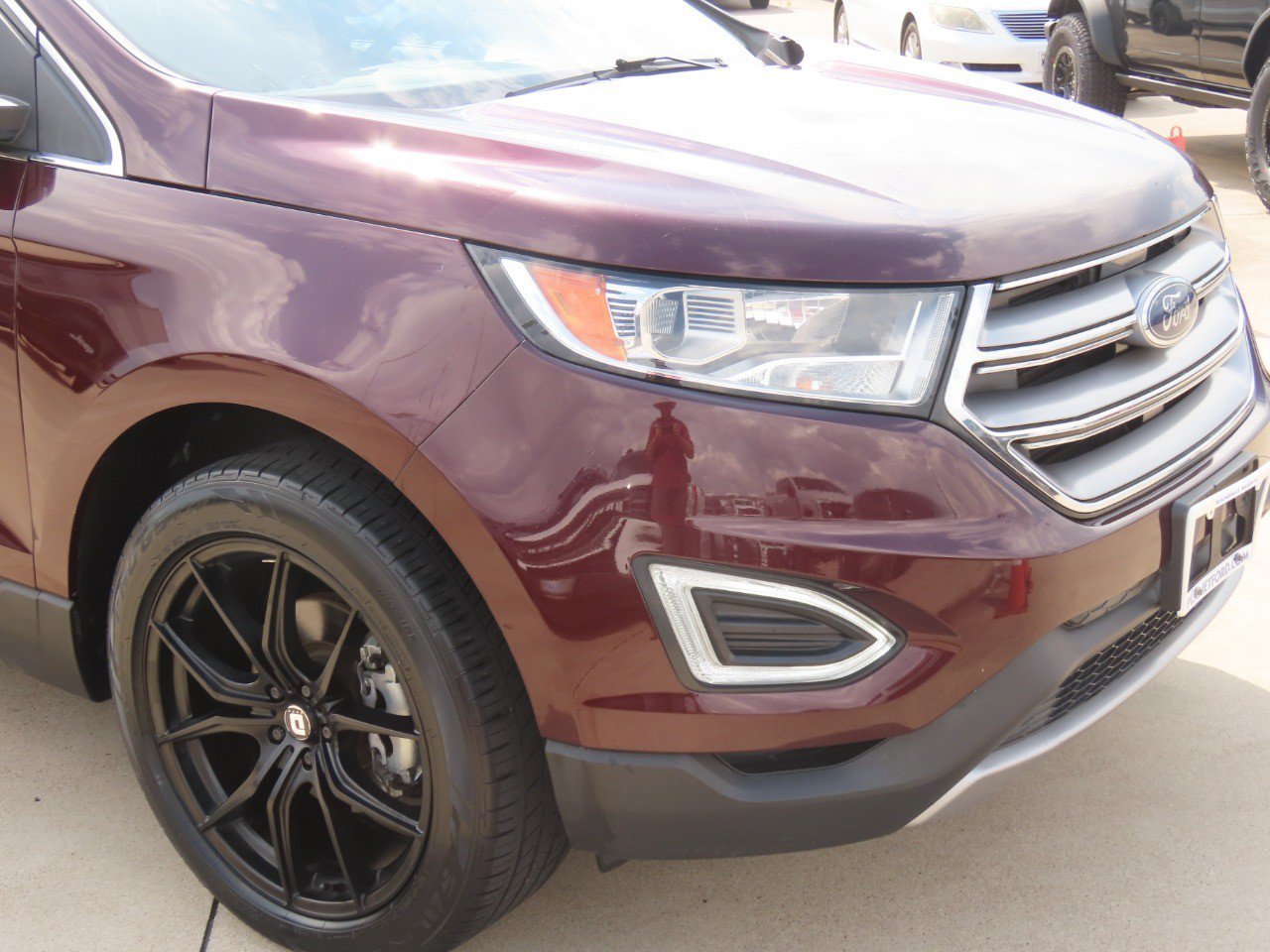 Used 2018 Ford Edge SEL w/ Equipment Group 201A FWD image 6