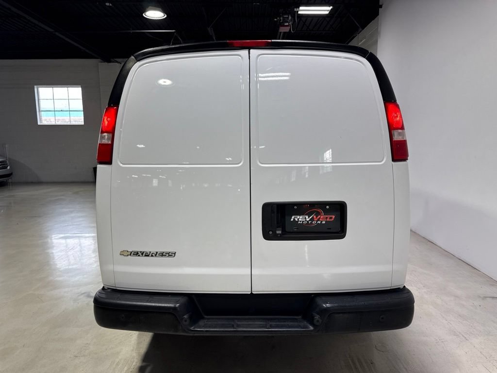 Used 2020 Chevrolet Express 2500 w/ Driver Convenience Package RWD image 6