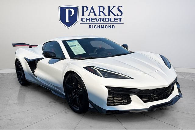 Used 2023 Chevrolet Corvette Z06 w/ Z07 Performance Package