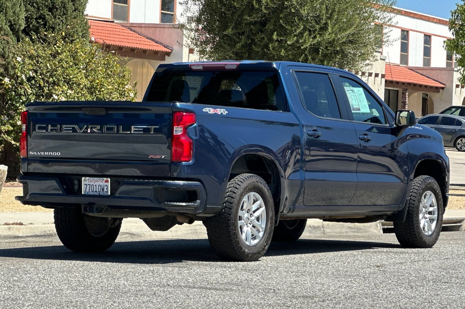 Used 2021 Chevrolet Silverado 1500 RST AWD/4WD image 4