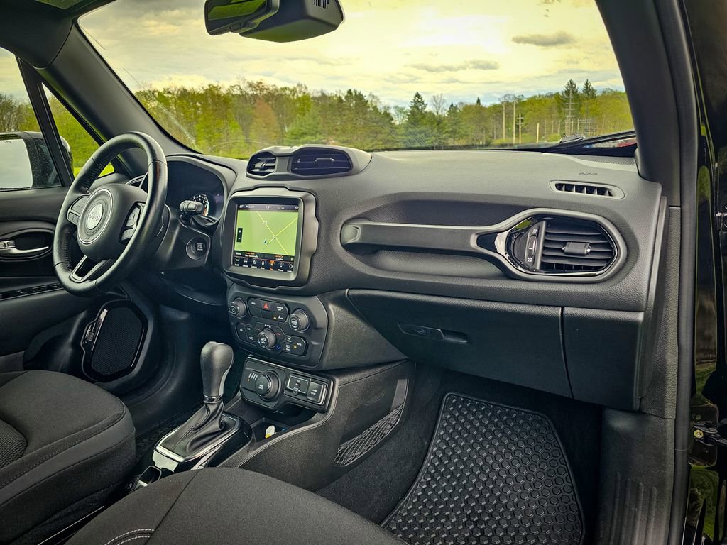 Used 2022 Jeep Renegade Altitude w/ Convenience Group AWD/4WD image 41