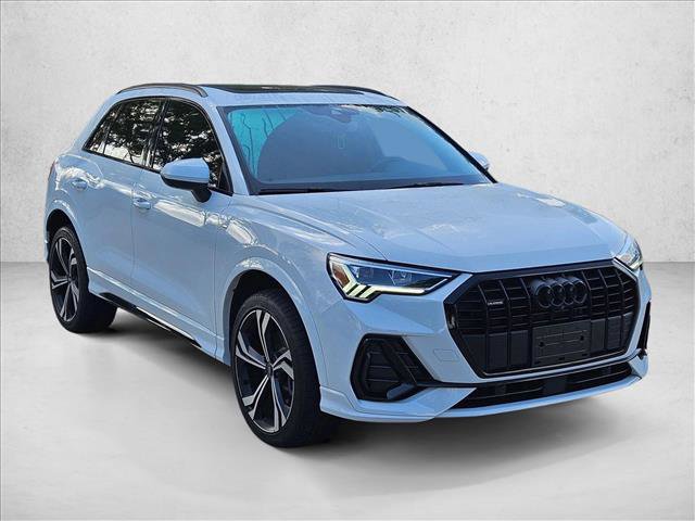 Used 2024 Audi Q3 2.0T Premium Plus image 3