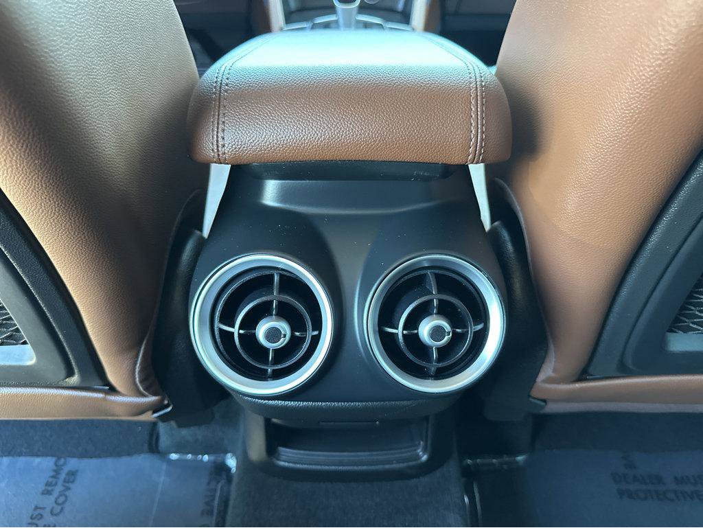 Used 2019 Alfa Romeo Stelvio RWD image 17
