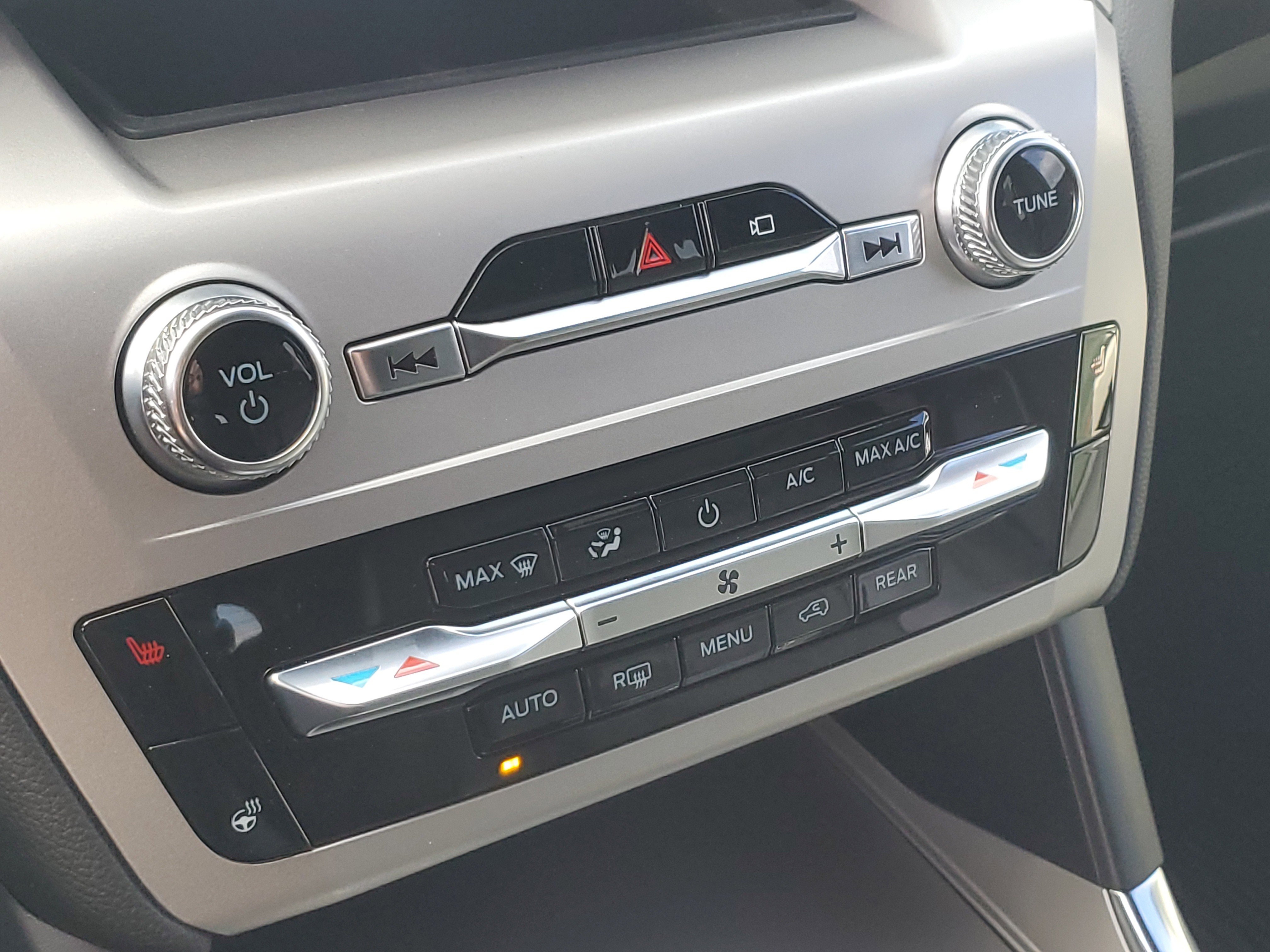 Used 2022 Ford Explorer Timberline image 28