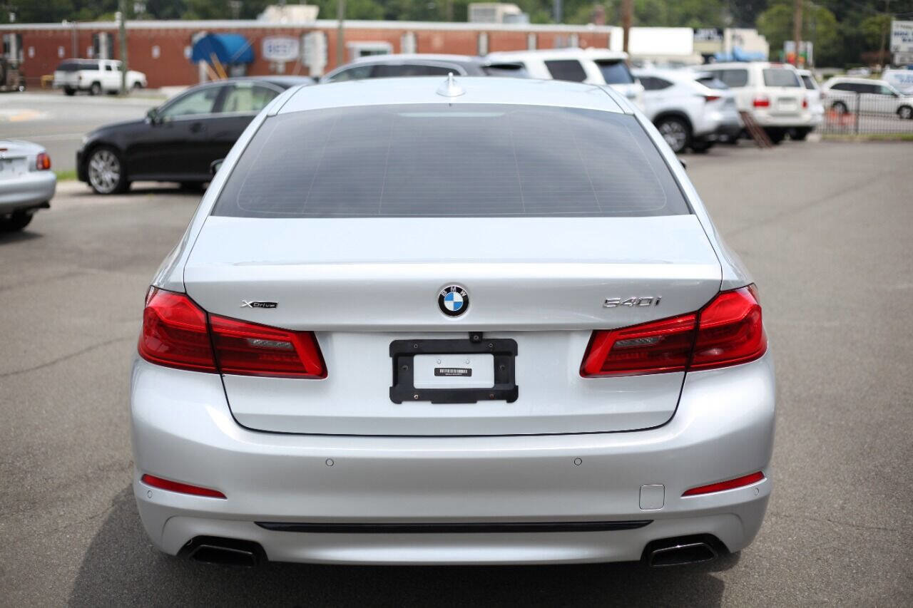 Used 2017 BMW 540i xDrive image 7