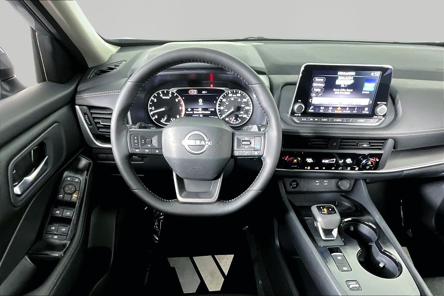 New 2026 Nissan Rogue SV w/ Cold Weather Package AWD/4WD image 9