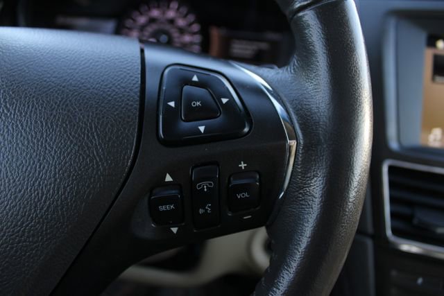 Used 2018 Lincoln MKT AWD w/ Technology Package image 11