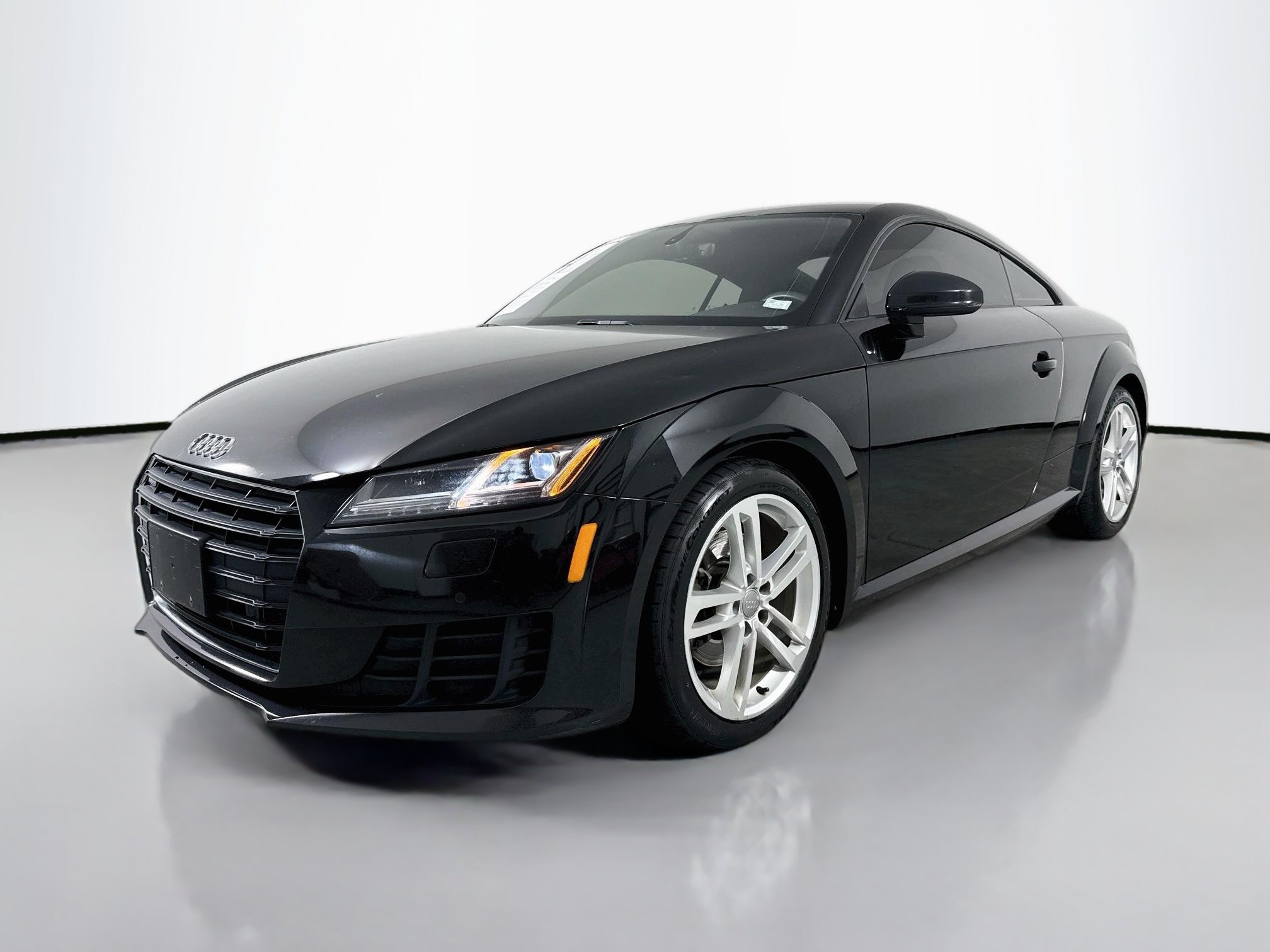 Used 2016 Audi TT 2.0T w/ Technology Package AWD/4WD image 3