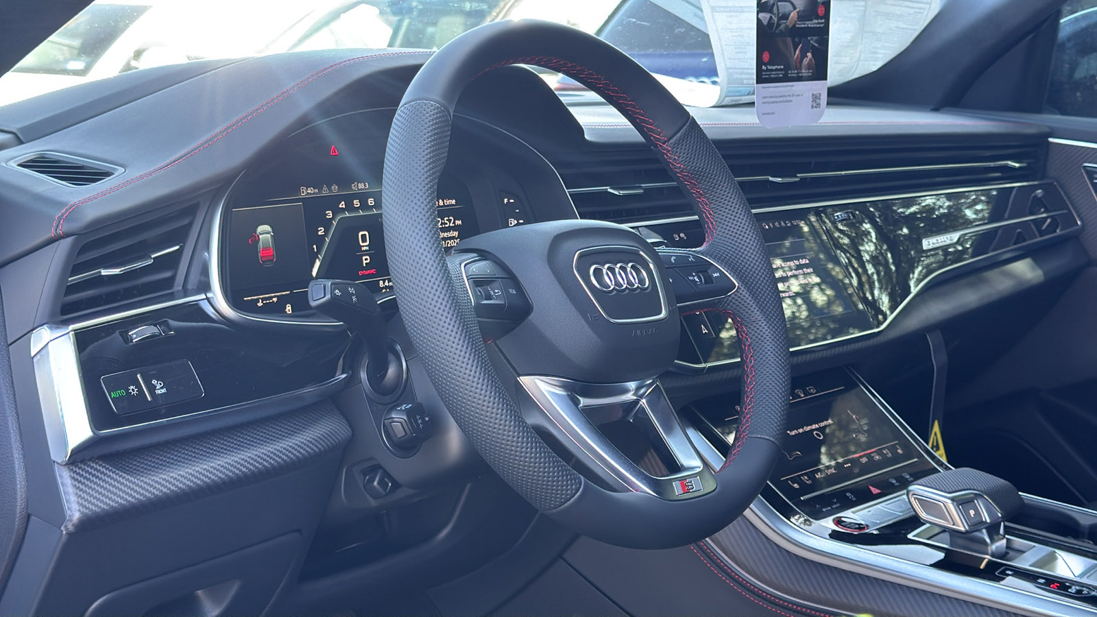 New 2026 Audi SQ8 Prestige image 10