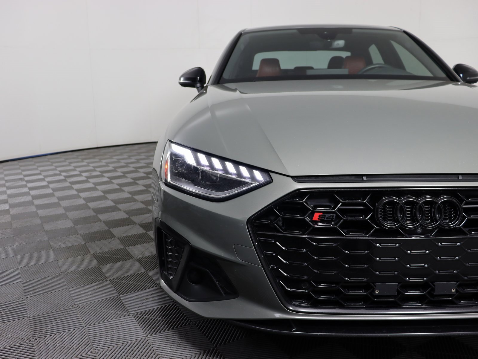 Used 2023 Audi S4 Premium Plus w/ Premium Plus Package image 3