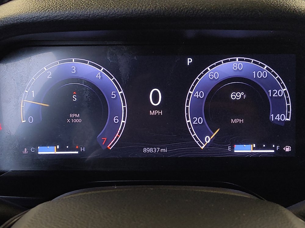 Used 2022 Jeep Grand Cherokee L Laredo RWD image 23