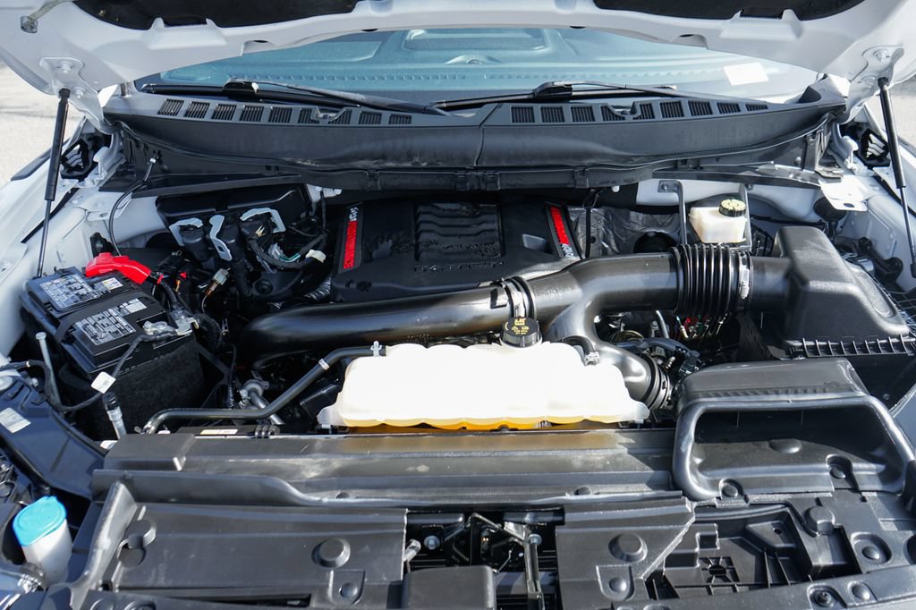 Used 2022 Ford F150 Raptor w/ Equipment Group 801A High AWD/4WD image 10