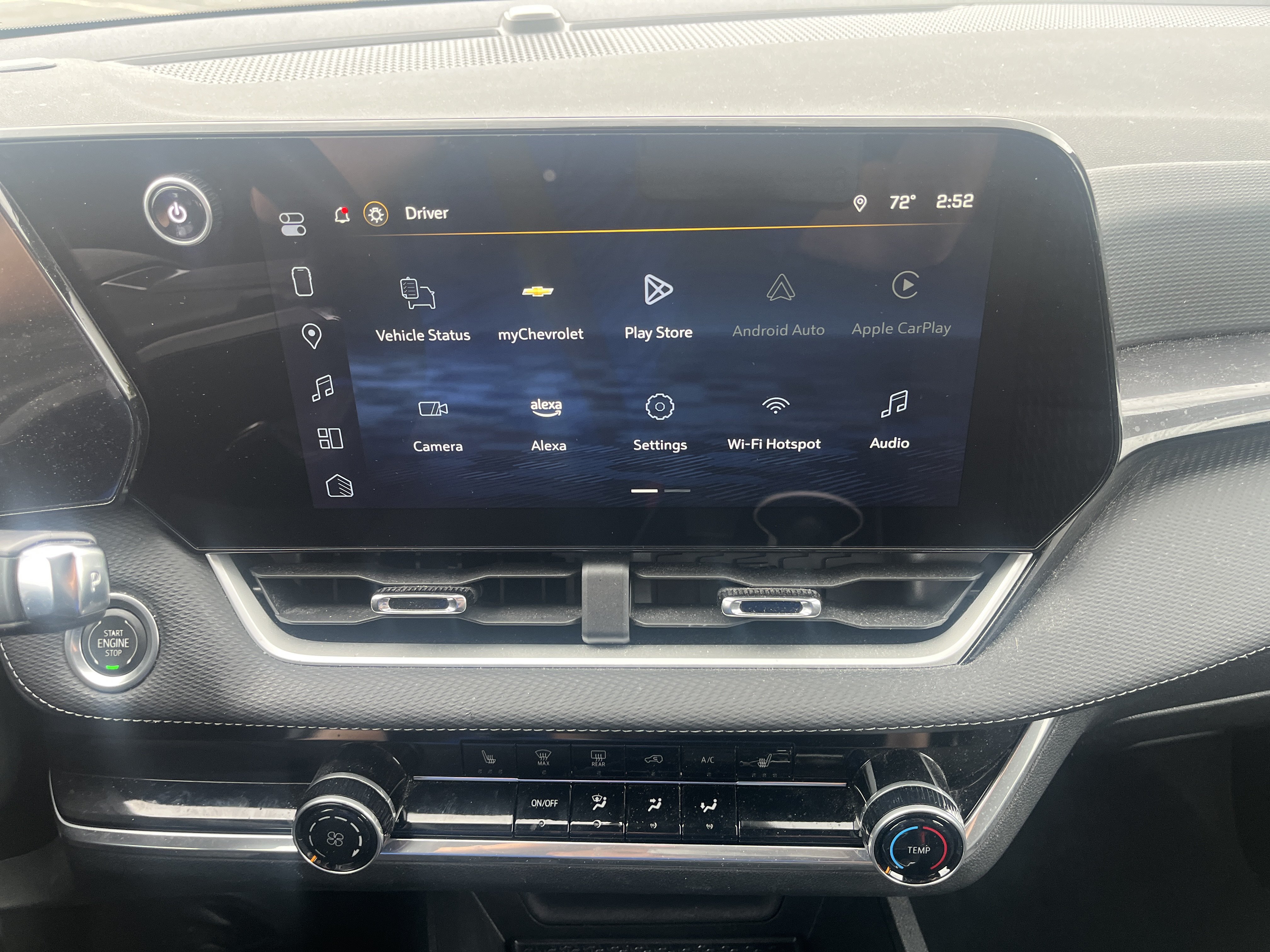 Used 2025 Chevrolet Equinox LT w/ Safety and Technology Package FWD image 20