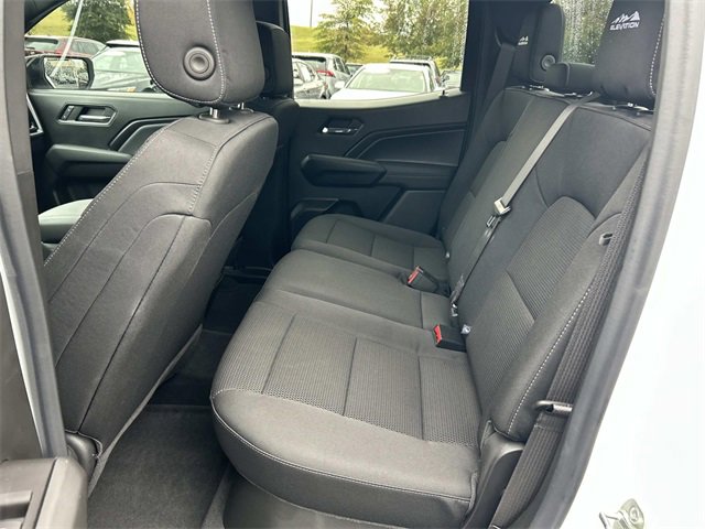 Used 2024 GMC Canyon Elevation image 18