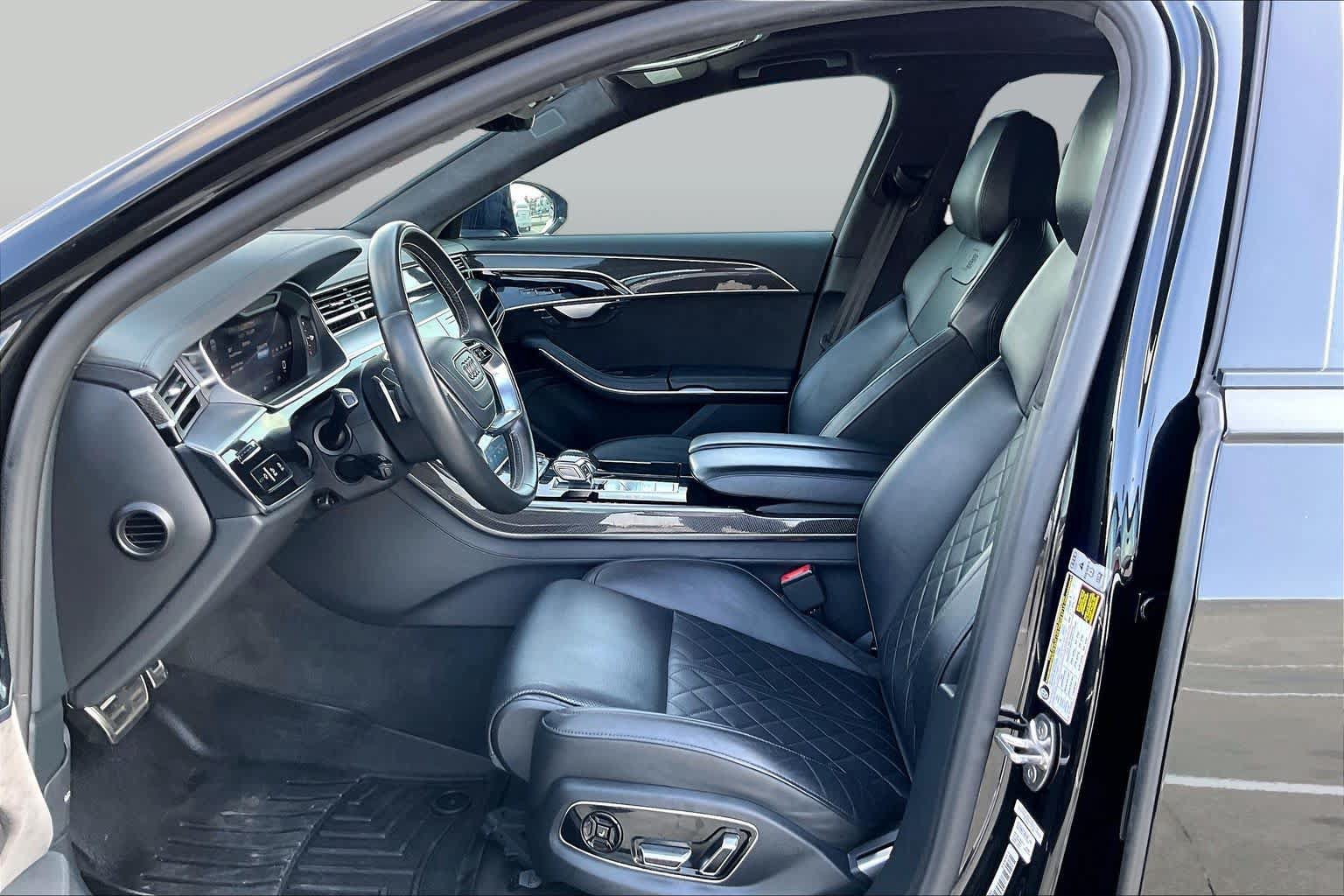 Used 2020 Audi S8 L w/ S8 Executive Package AWD/4WD image 8