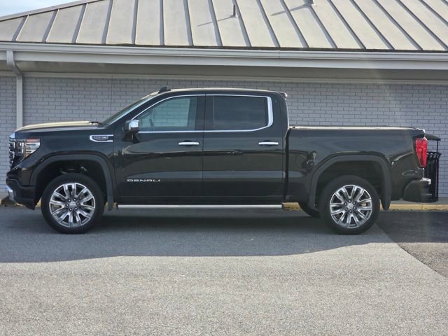Used 2025 GMC Sierra 1500 Denali image 2