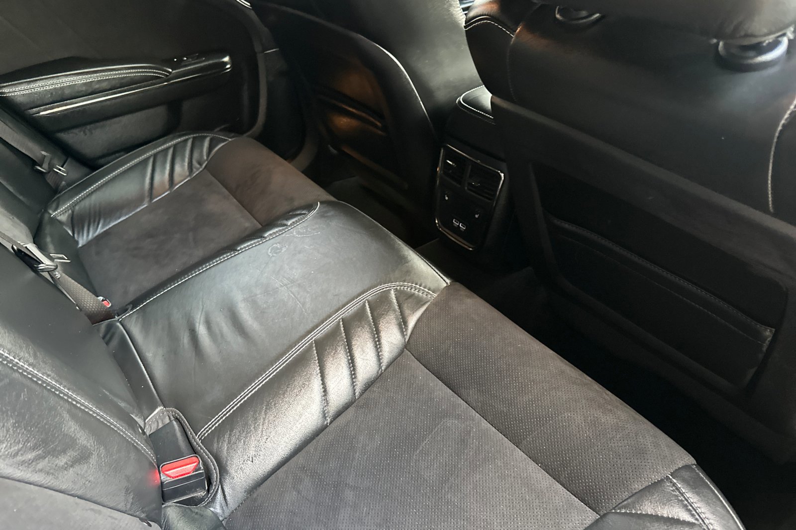 Used 2023 Dodge Charger SRT Hellcat w/ Harman/Kardon Audio Group image 17