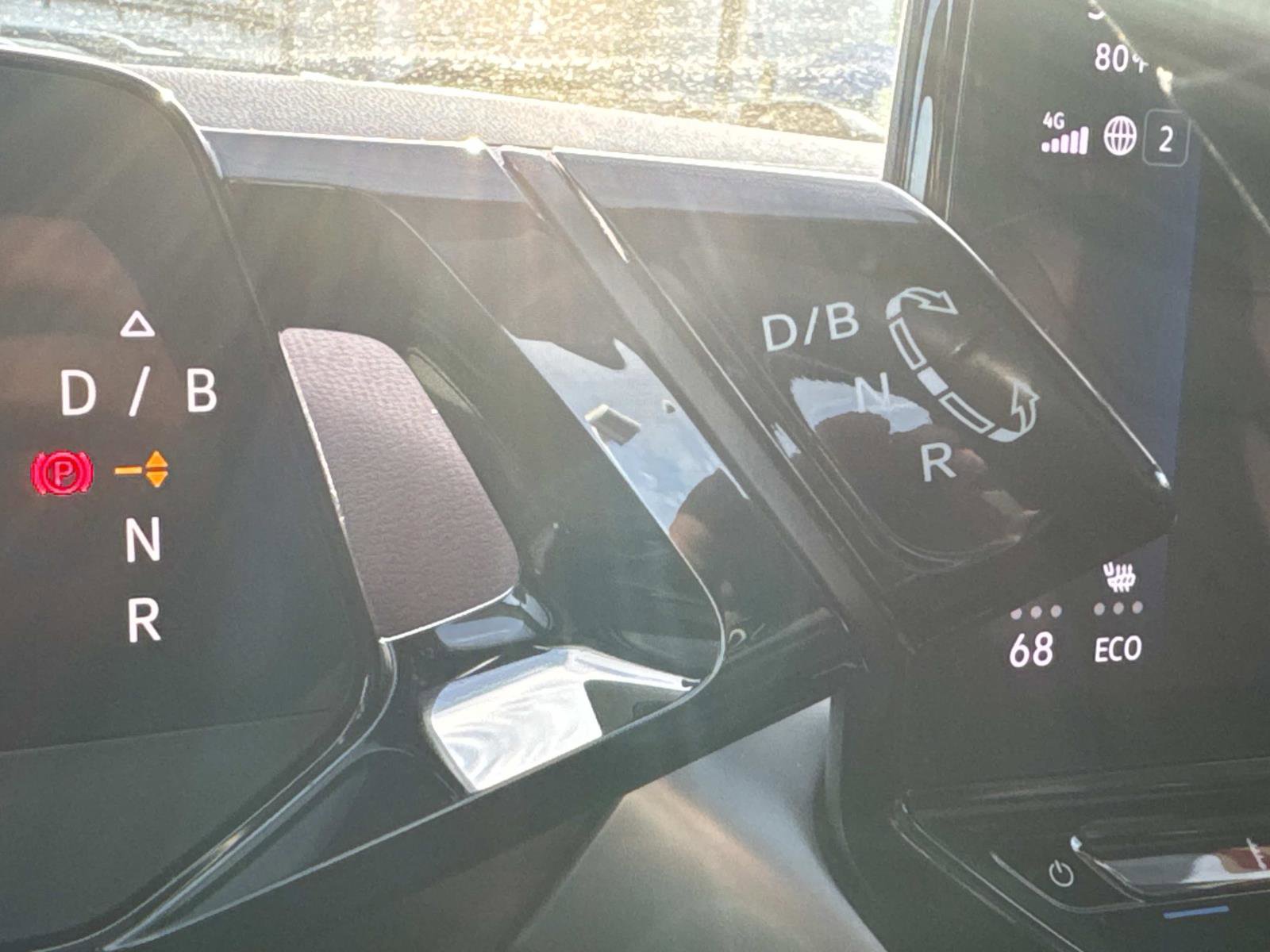 Used 2022 Volkswagen ID.4 Pro S image 25