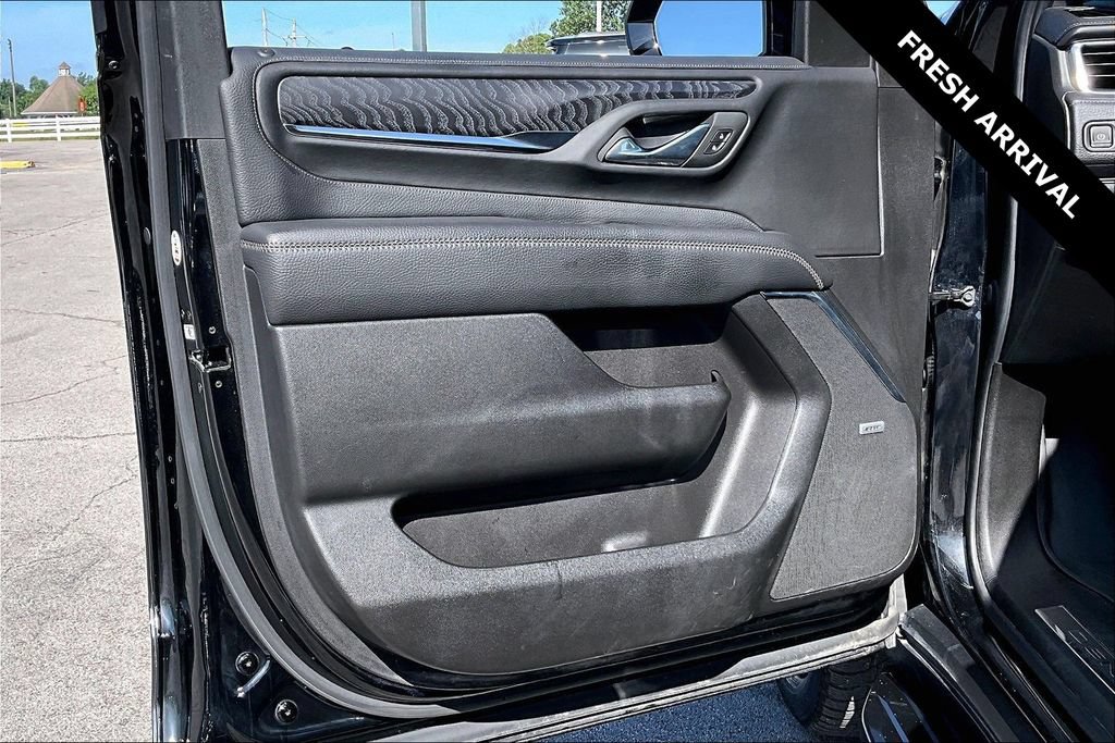 Used 2023 GMC Yukon XL Denali AWD/4WD image 20