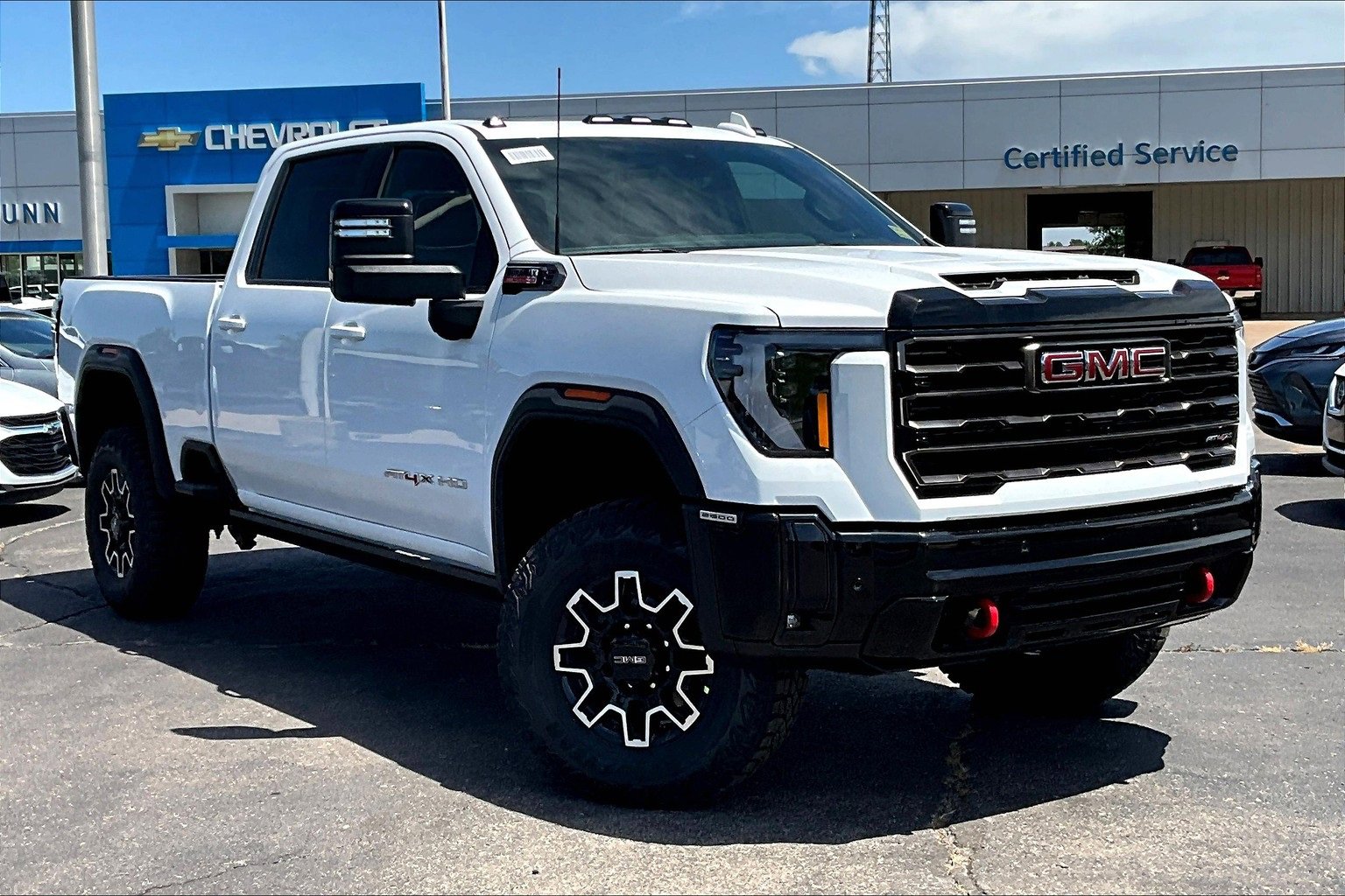 New 2025 GMC Sierra 2500 AT4X image 2