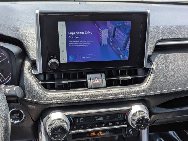 Used 2025 Toyota RAV4 XLE FWD image 19