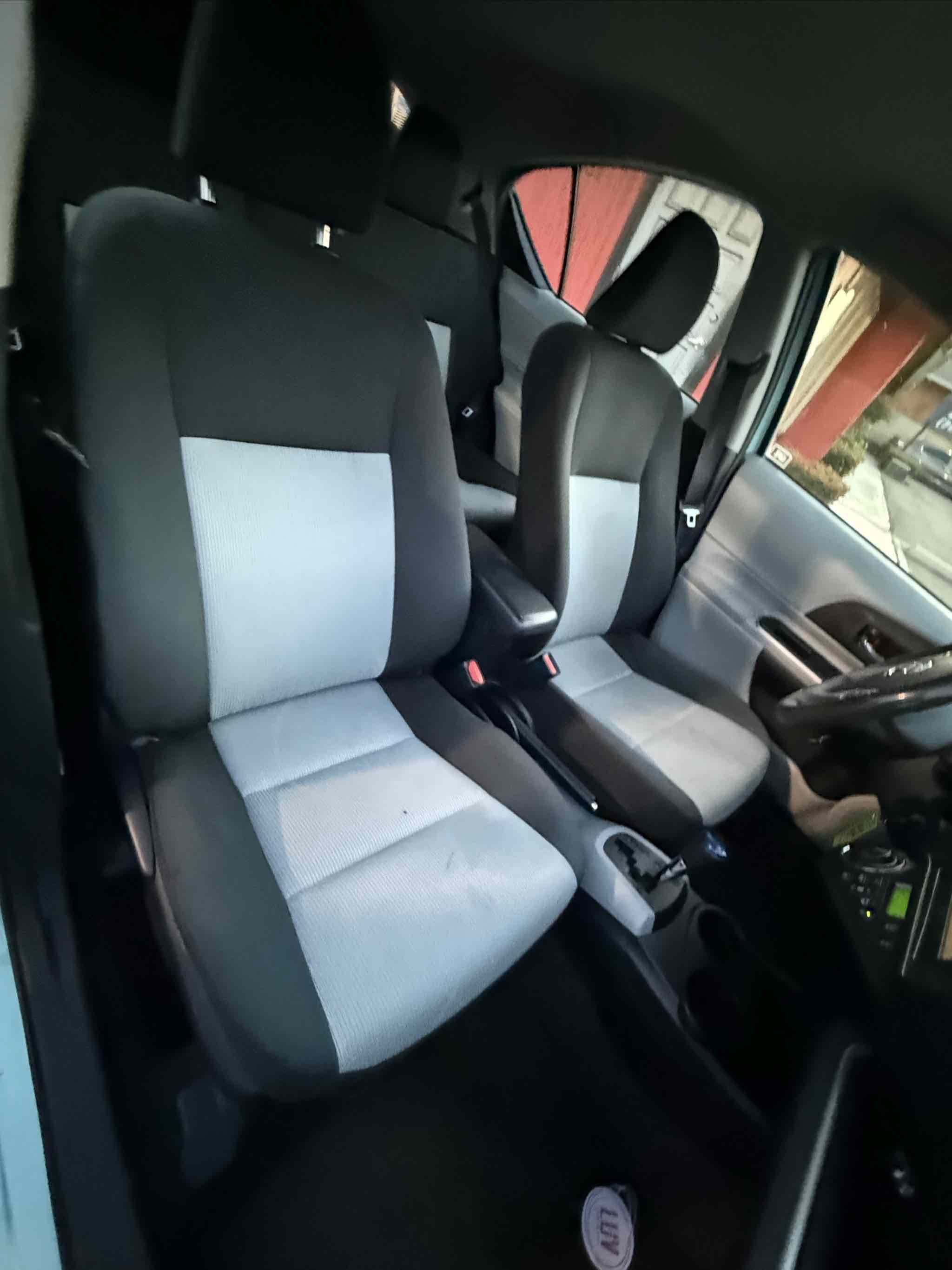 Used 2014 Toyota Prius C Two FWD image 7