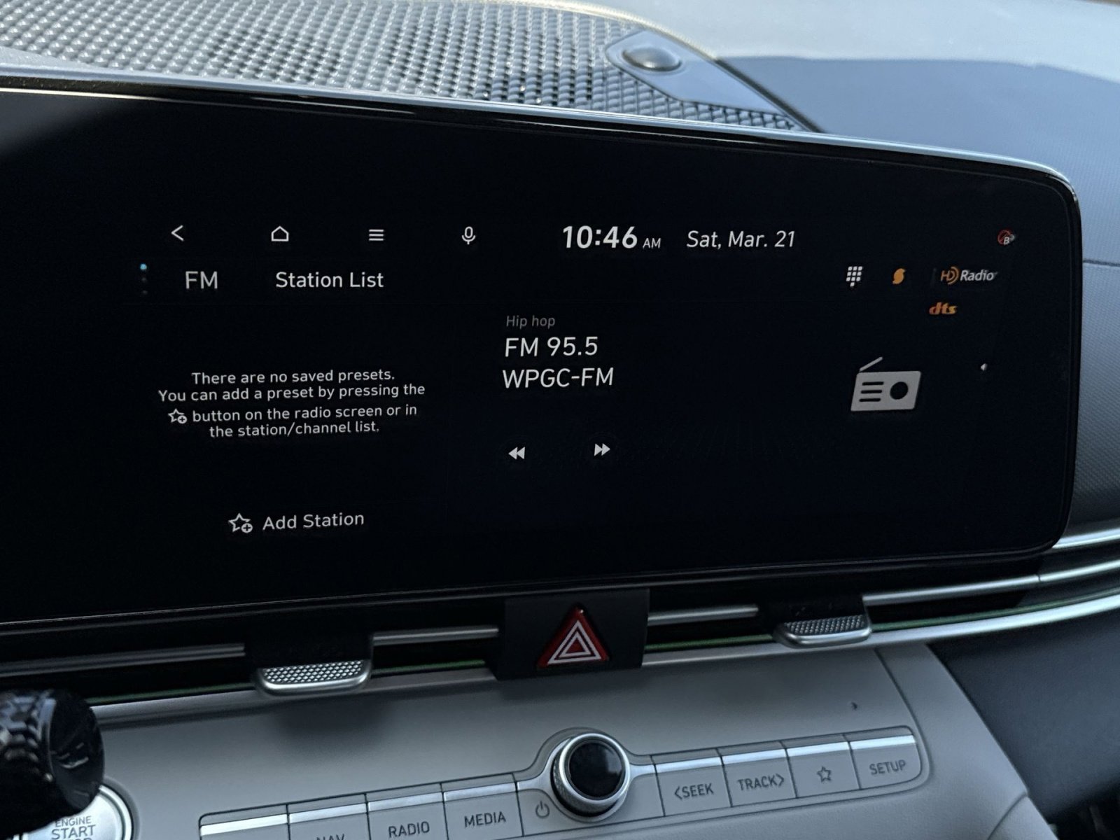 Certified 2024 Hyundai Elantra Limited image 17