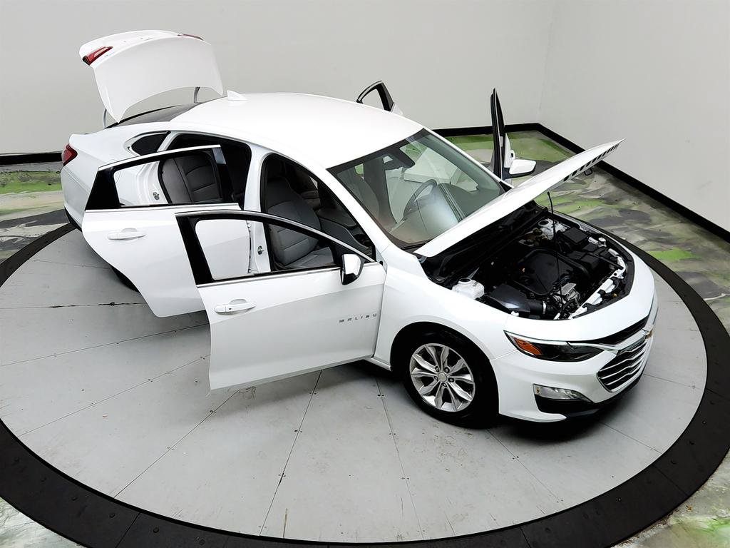 Used 2020 Chevrolet Malibu LT FWD image 36