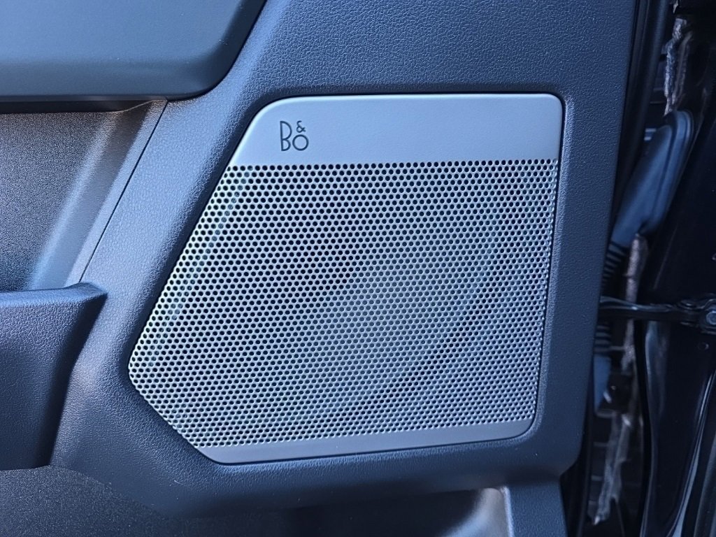 Used 2022 Ford F150 Lariat w/ Max Trailer Tow Package image 17