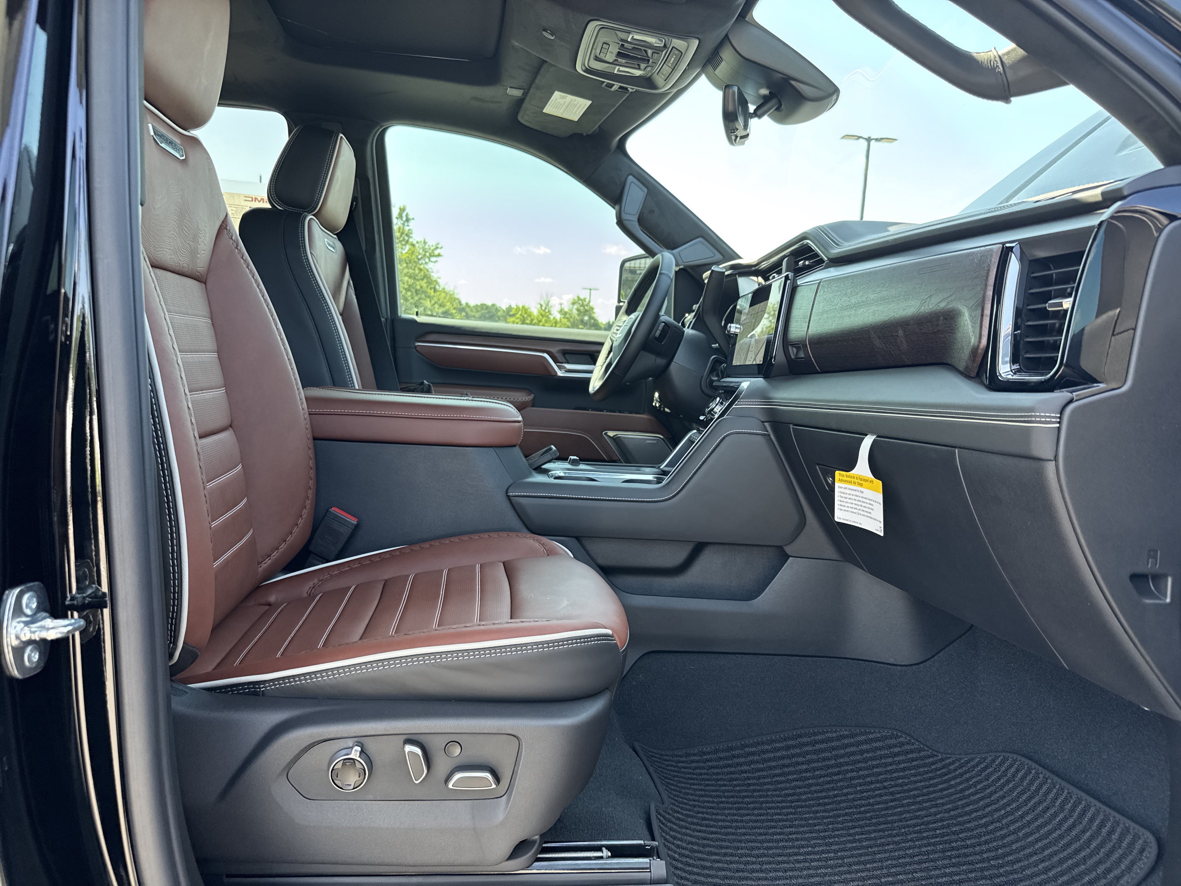 New 2026 GMC Sierra 2500 Denali Ultimate AWD/4WD image 32