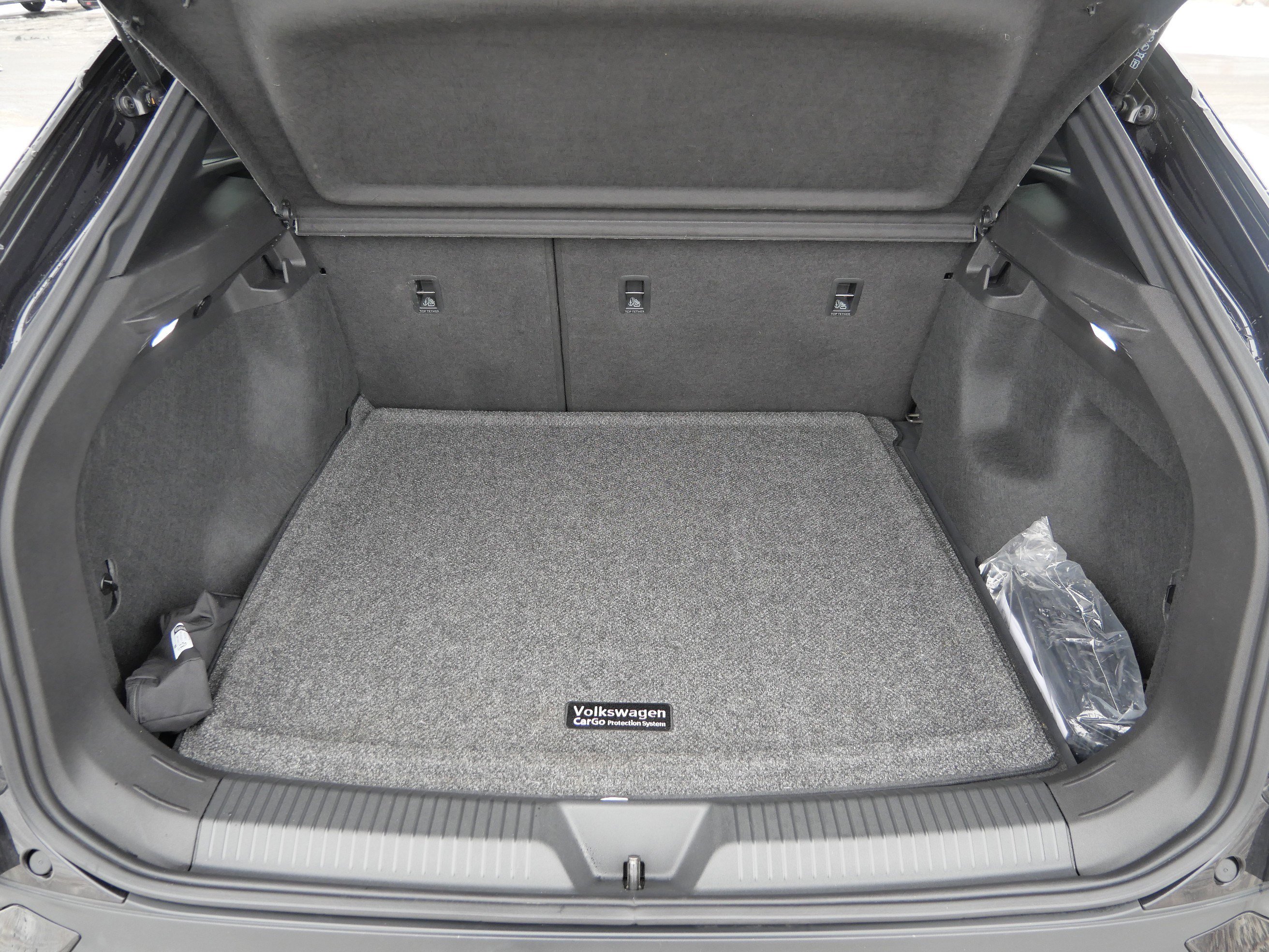 Certified 2025 Volkswagen ID.4 Pro image 18