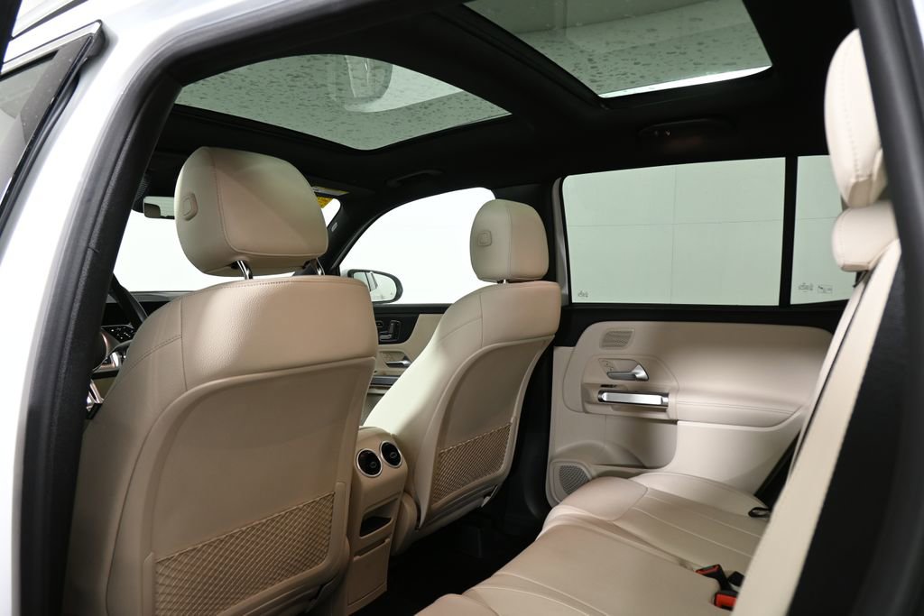 Certified 2026 Mercedes-Benz GLB 250 4MATIC image 30