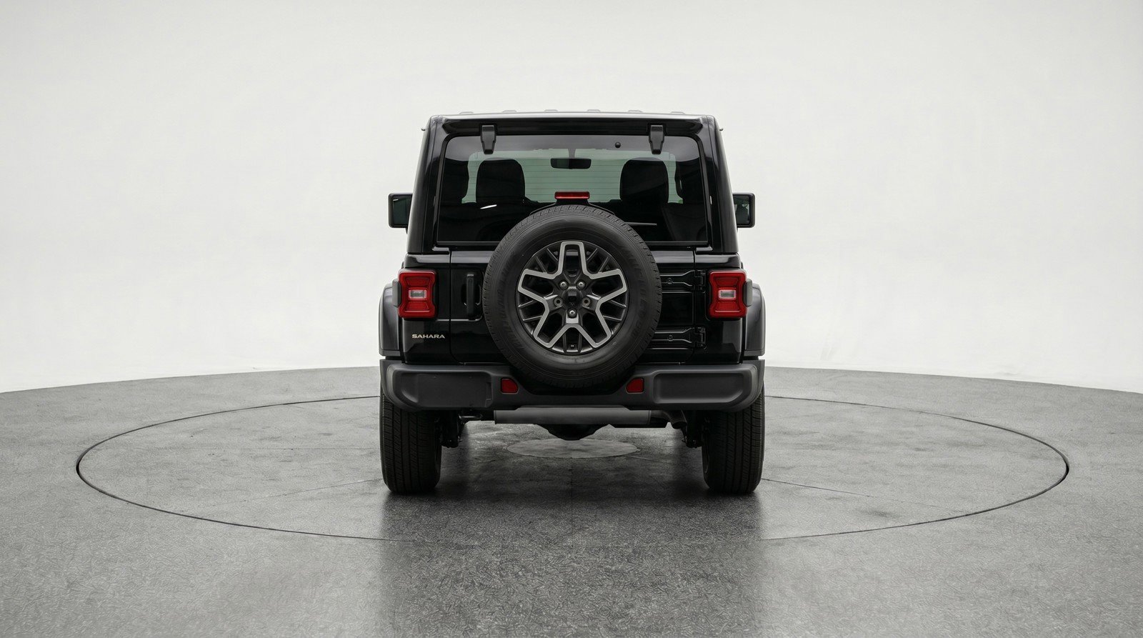Used 2025 Jeep Wrangler Sahara image 7