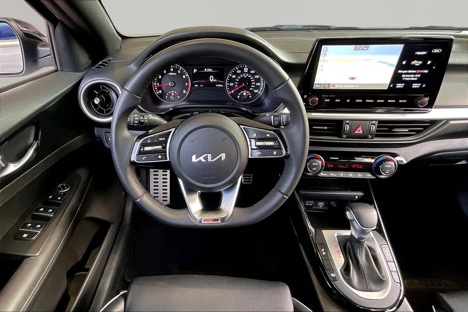 Used 2023 Kia Forte GT-Line w/ GT-Line Premium Package image 8