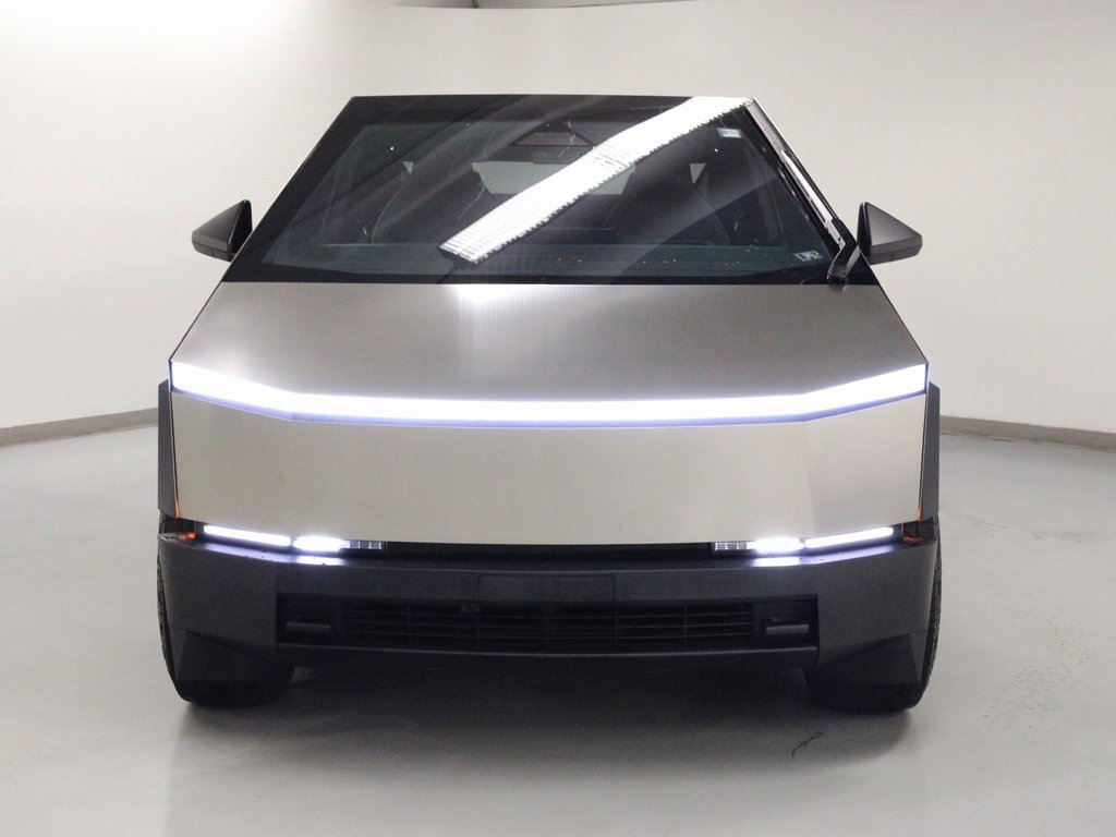 Used 2024 Tesla Cybertruck AWD Crew Cab image 3