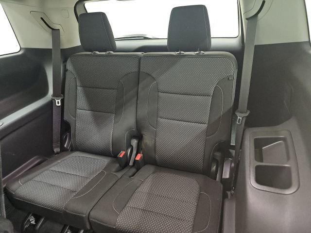 Used 2023 GMC Acadia SLE w/ Driver Convenience Package image 6