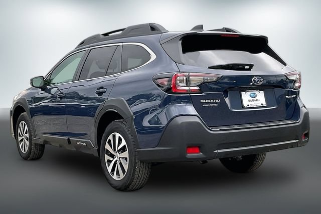 Used 2024 Subaru Outback Premium AWD/4WD image 12