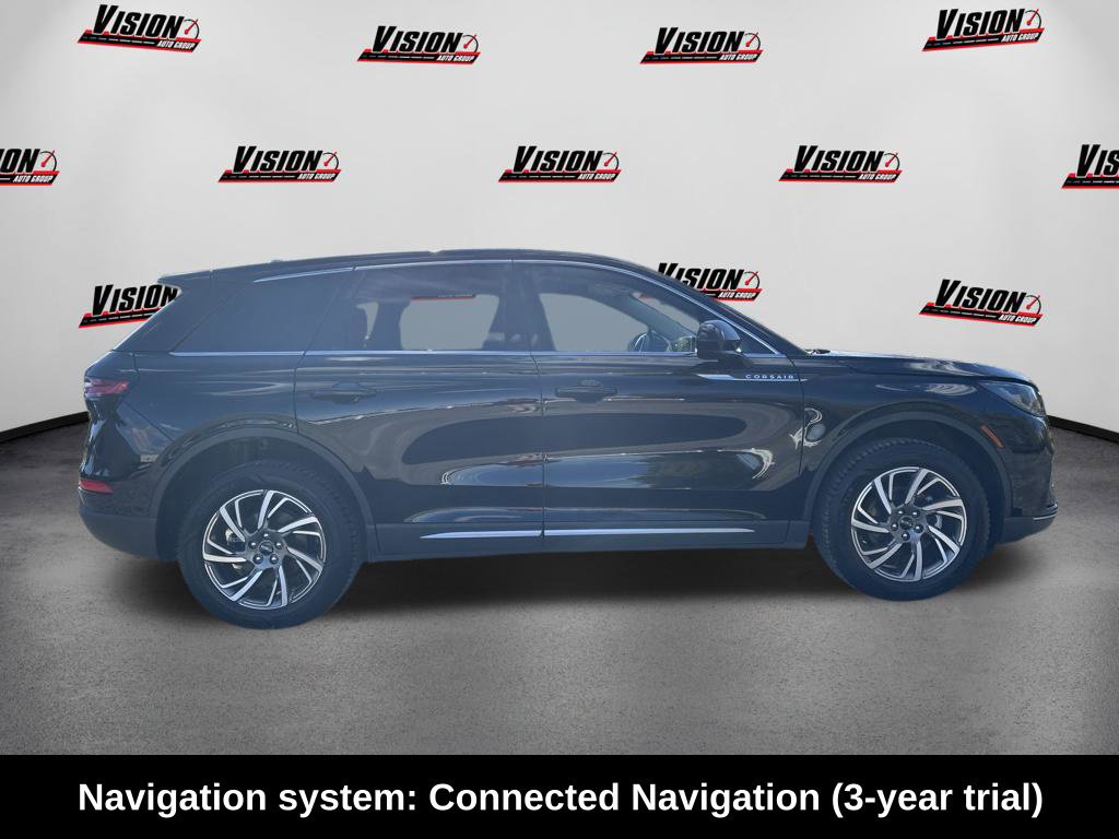 Used 2023 Lincoln Corsair AWD image 4