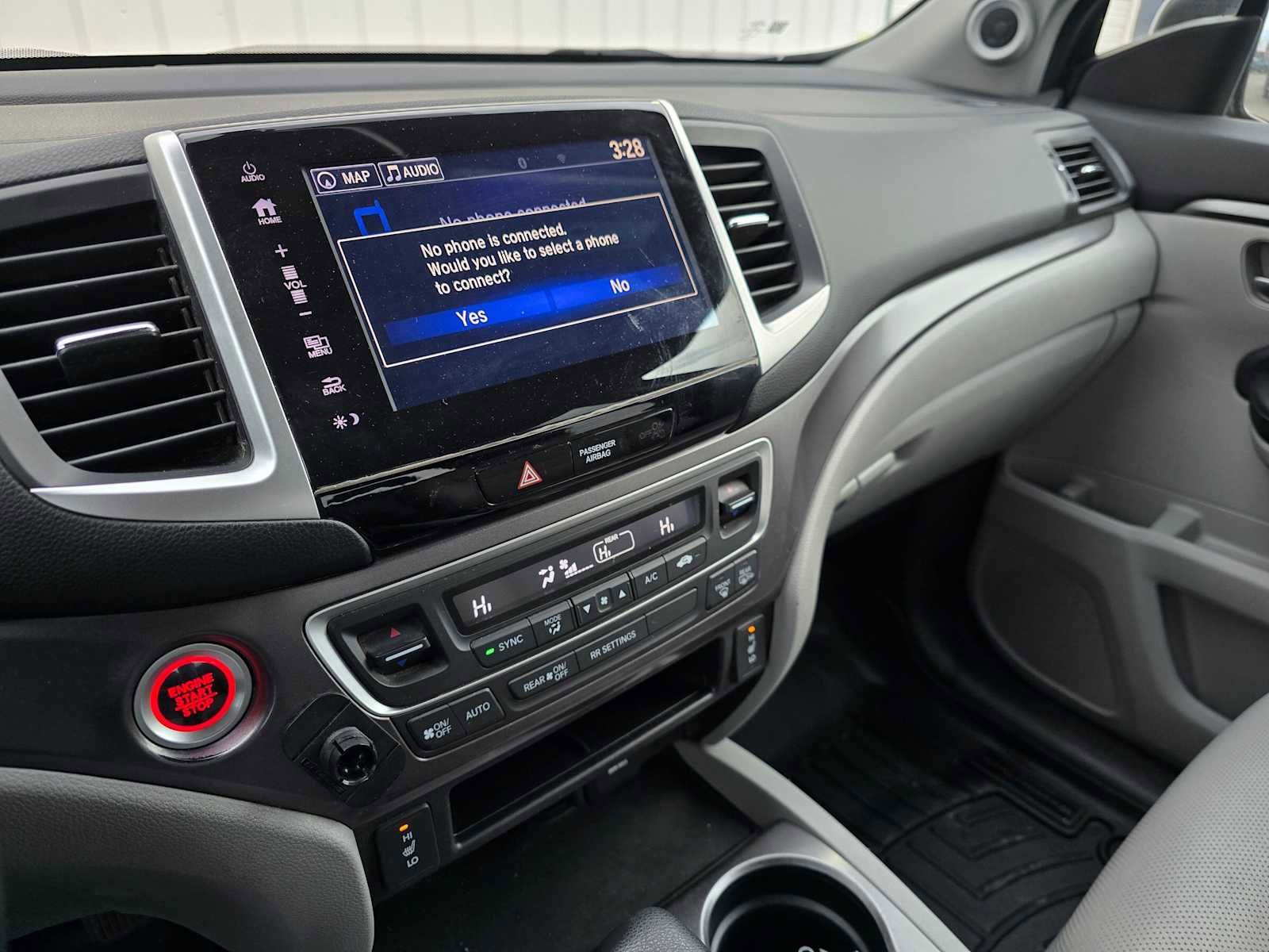 Used 2017 Honda Ridgeline RTL-T image 29