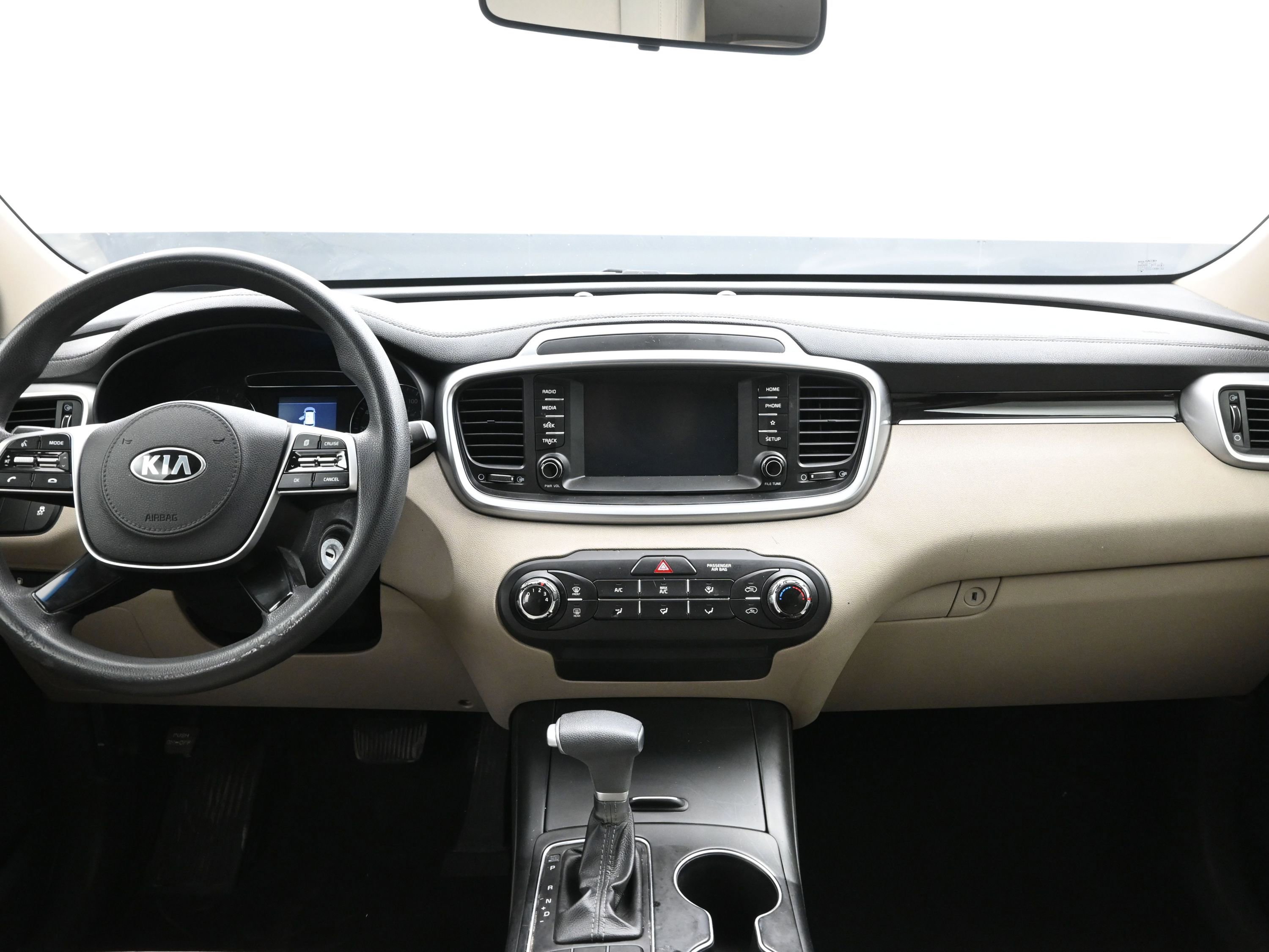 Used 2020 Kia Sorento LX image 20