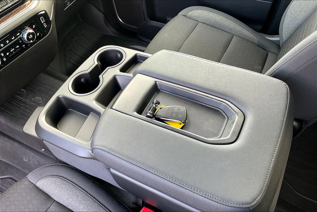 New 2026 GMC Sierra 1500 Elevation image 24