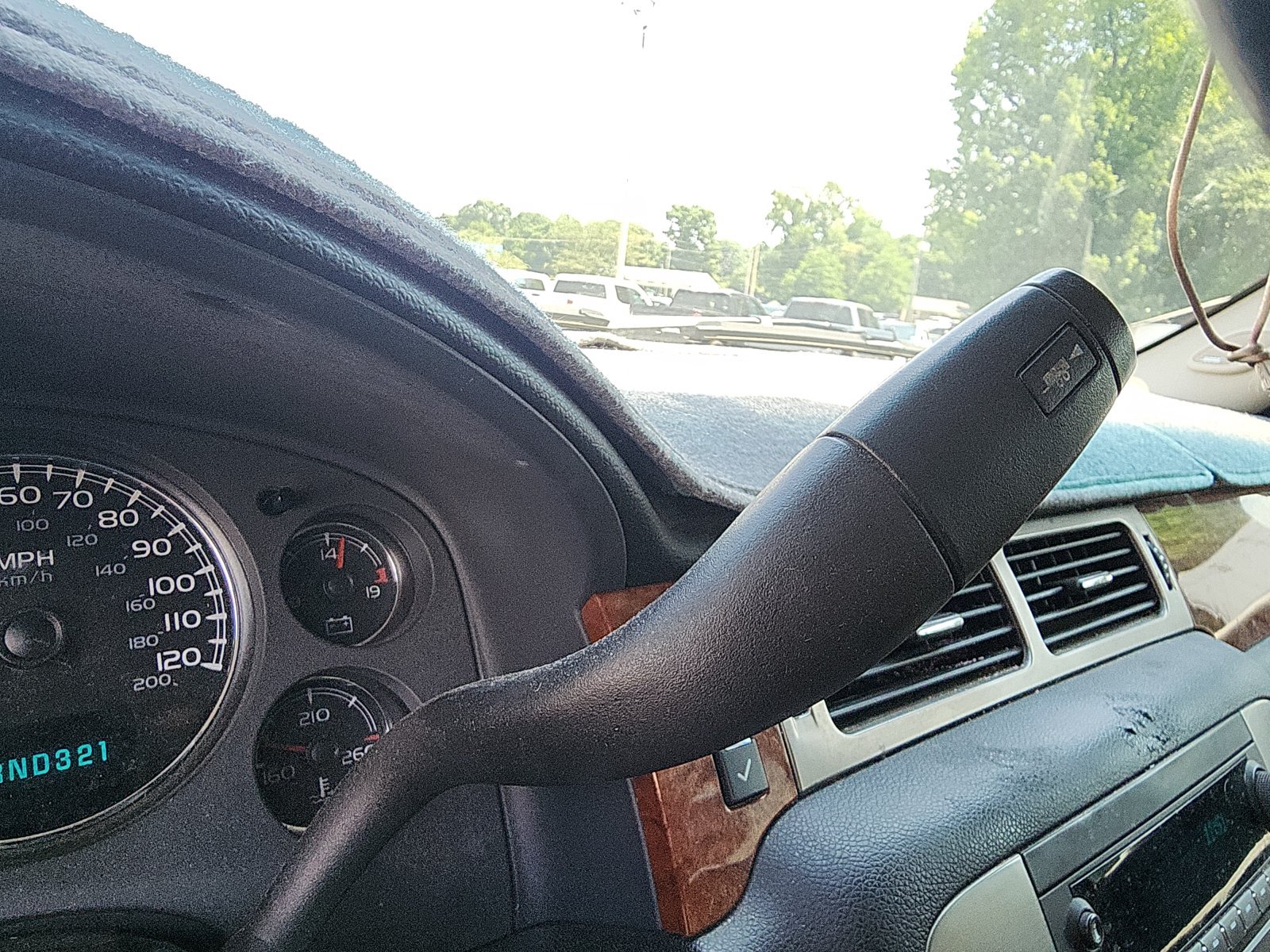 Used 2007 GMC Yukon SLT w/ SLT Preferred Equipment Group RWD image 16