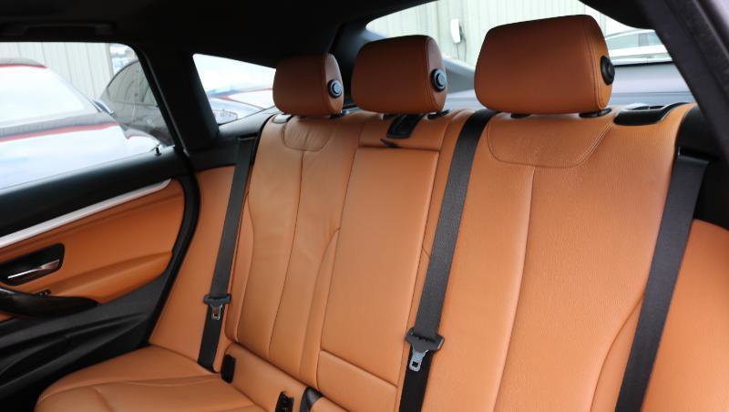 Used 2018 BMW 340i Gran Turismo xDrive w/ Premium Package image 18