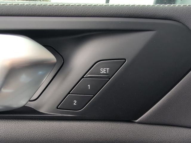 New 2026 BMW X5 xDrive50e w/ Premium Package image 15