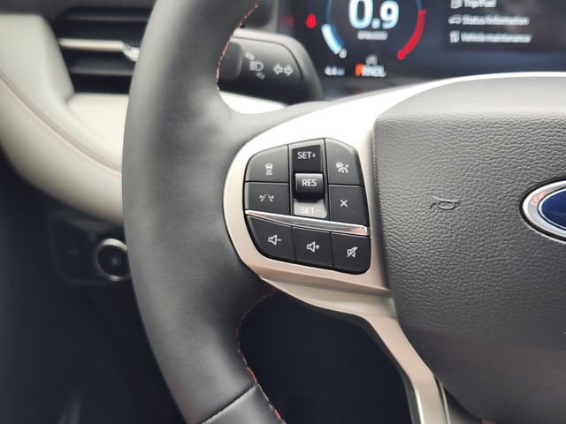 New 2026 Ford Explorer Active RWD image 28