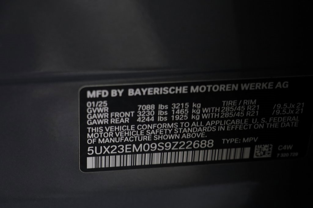 Certified 2025 BMW X7 xDrive40i w/ Premium Package image 24