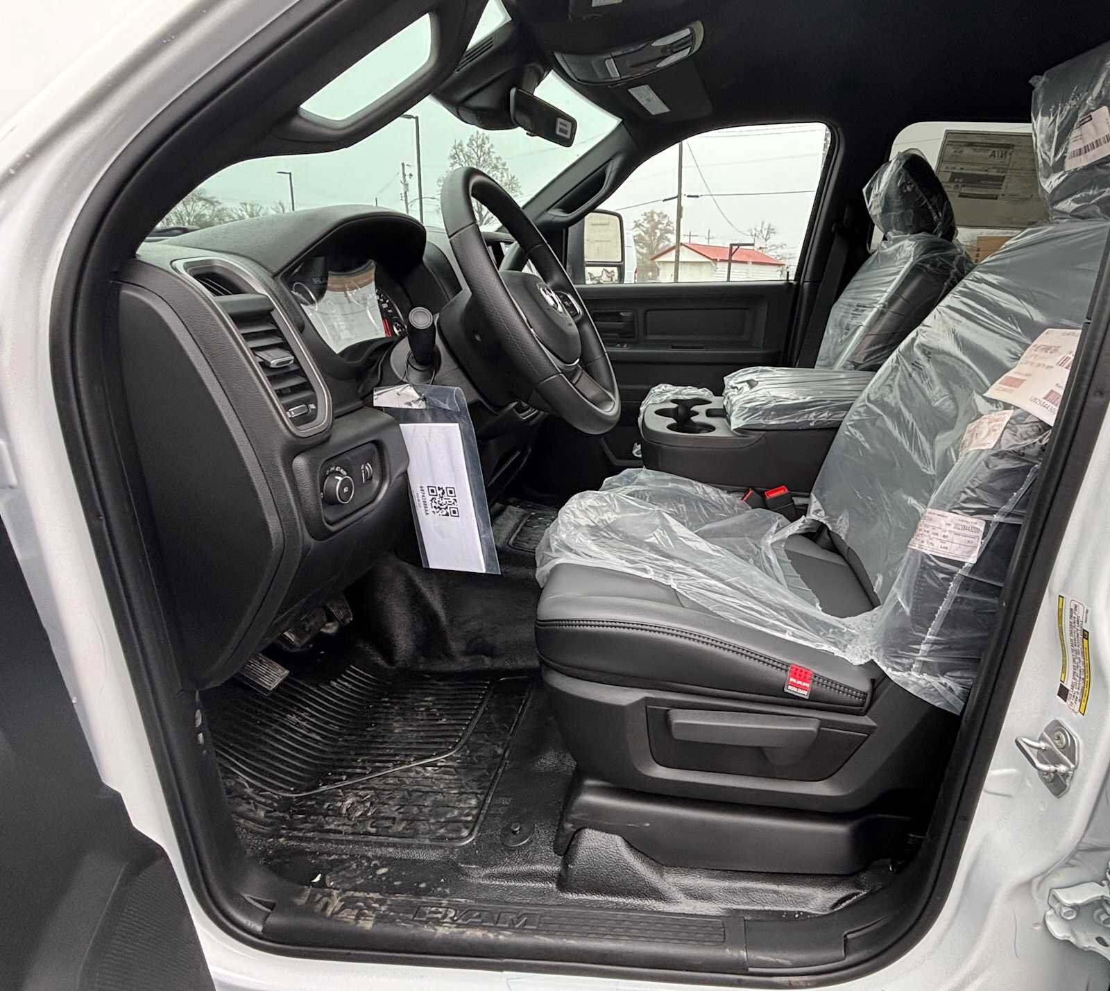 New 2026 RAM 5500 Tradesman w/ Chrome Appearance Group image 13