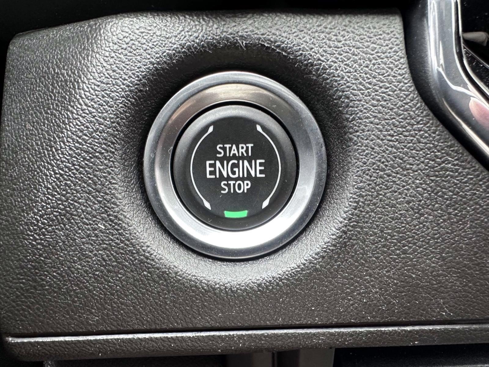 Used 2023 Chevrolet Colorado Trail Boss w/ Technology Package AWD/4WD image 19